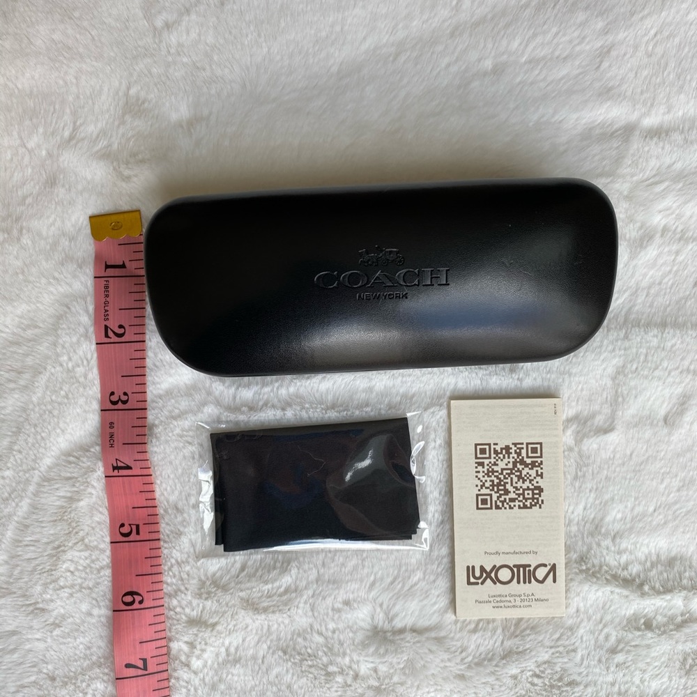 (Sold) Coach eyeglasses case - Picture 9 of 9